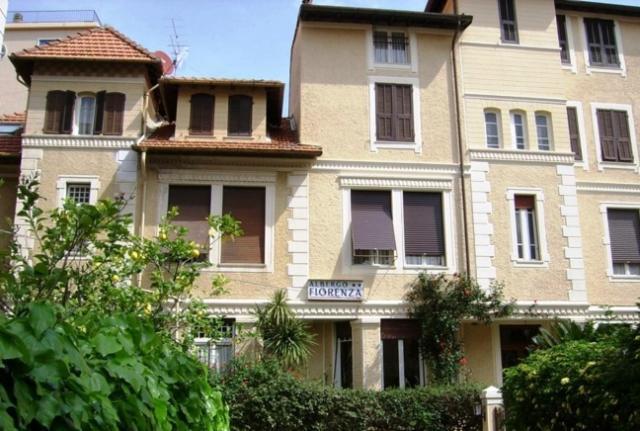 Hotel Fiorenza & Banksia Meuble Αλάσιο Εξωτερικό φωτογραφία