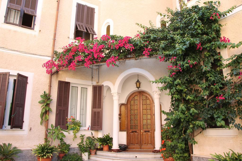 Hotel Fiorenza & Banksia Meuble Αλάσιο Εξωτερικό φωτογραφία